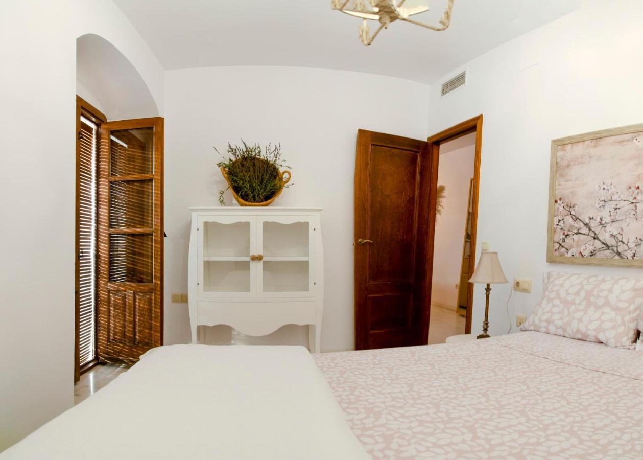Appartamento Penthouse In The Historic District Cordova Esterno foto